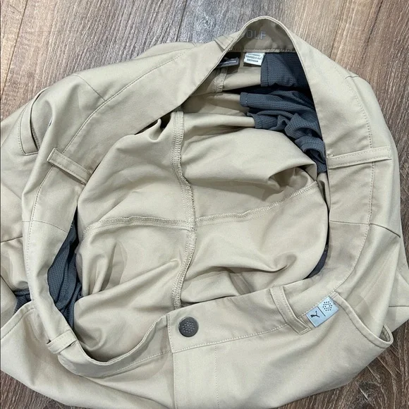 Puma Golf Shorts, Puma way 1 light khaki color, size US 34 waist lightweight - Picture 10 of 13